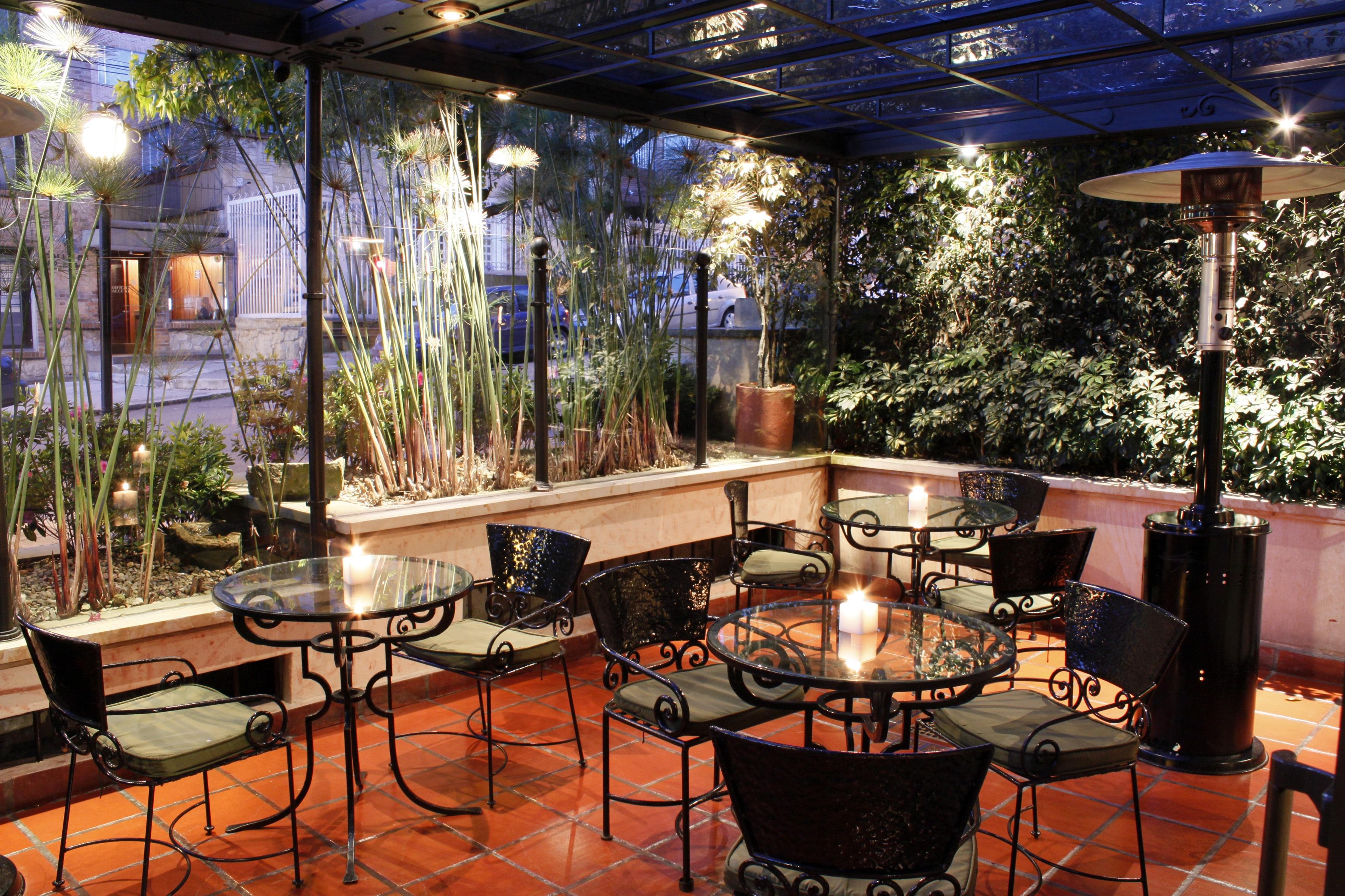 Hotel Estelar Suites Jones Bogotá Restaurante foto